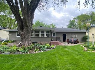 608 Park Dr, Farmington, MN 55024