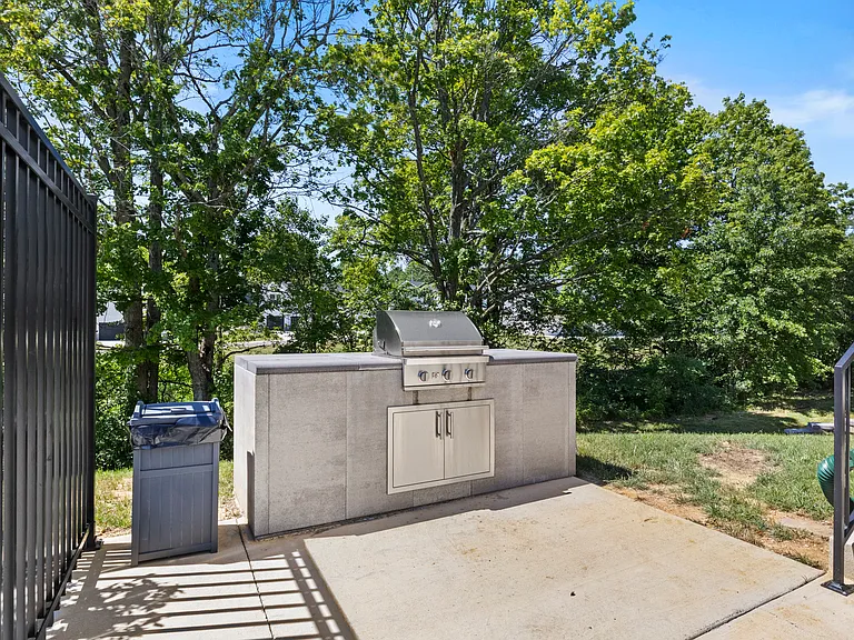 Buffalo Ridge Townhomes — Photo 9