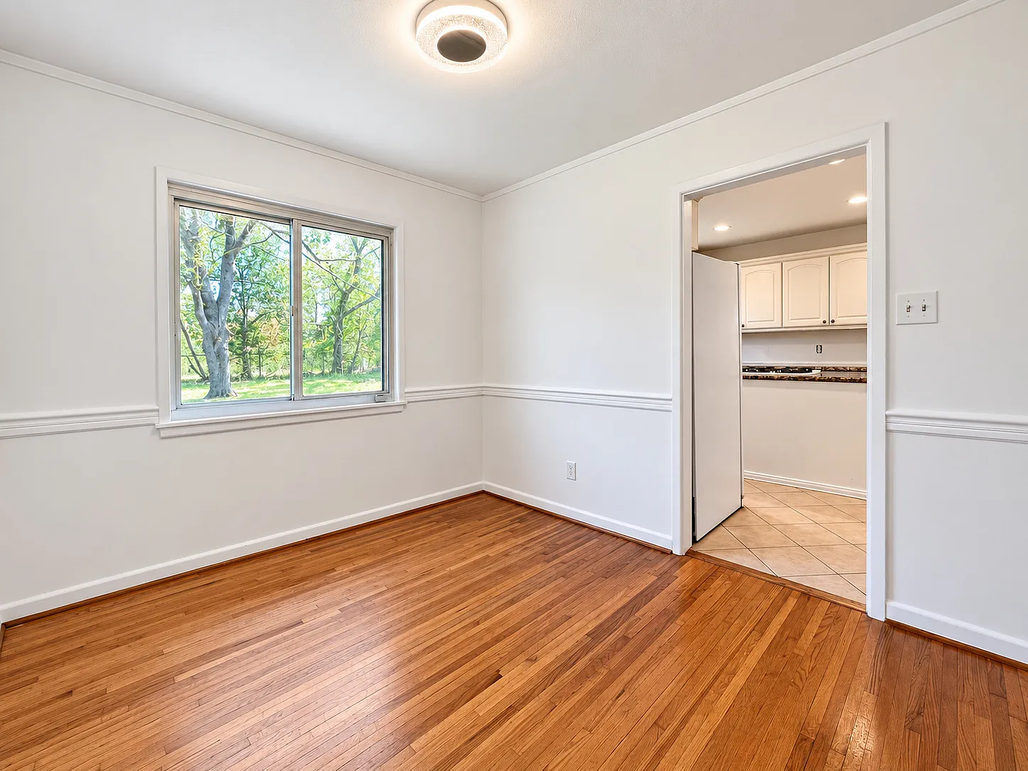 2 bed, 893 sqft, $2,150 — Photo 3