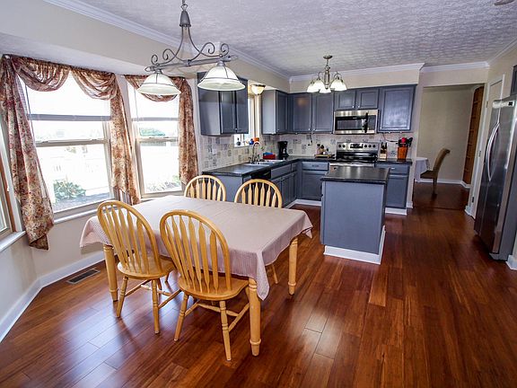 2nd image of 7091 Bryemar Dr
