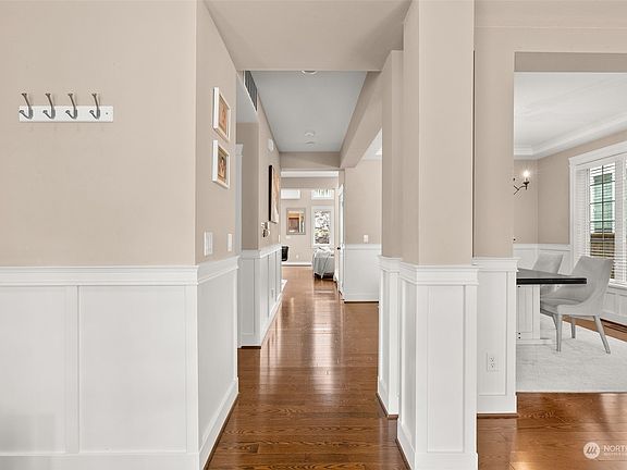 4th image of 4822 70th Avenue Ct W