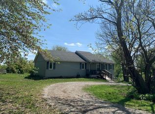 3419 NE 144th St, Smithville, MO 64089