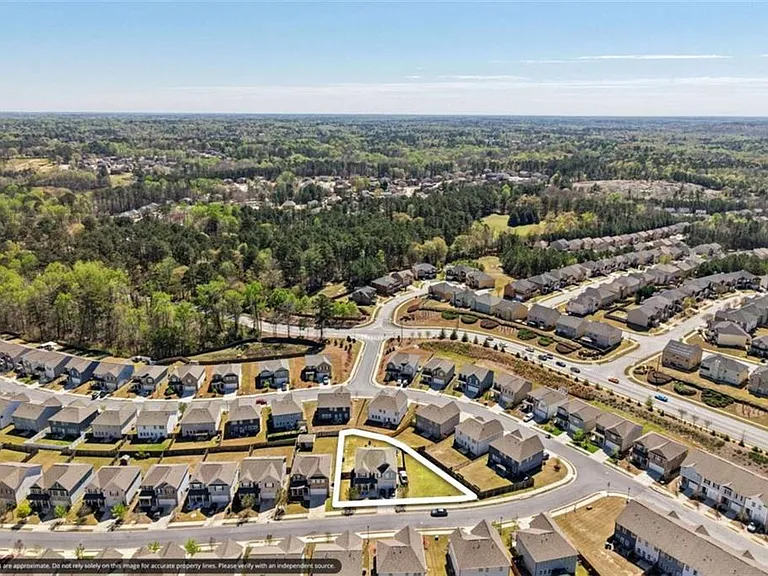 3605 Broadwick Ln — Photo 34