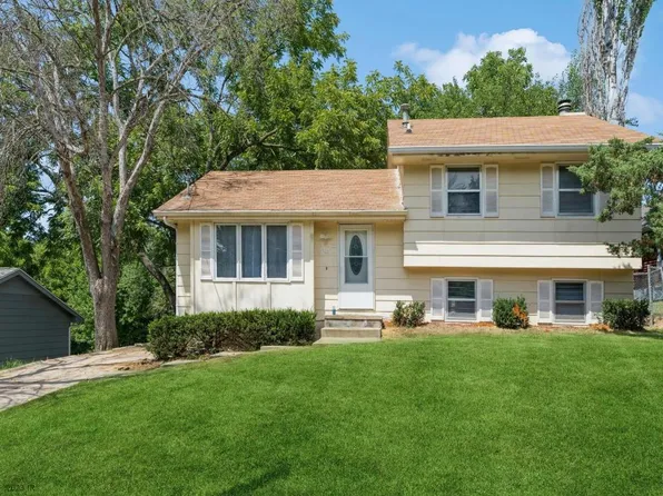 307 Porter Ave, Des Moines, IA 50315