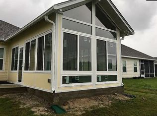 85 Mary Ellen Way, Freeport, FL 32439