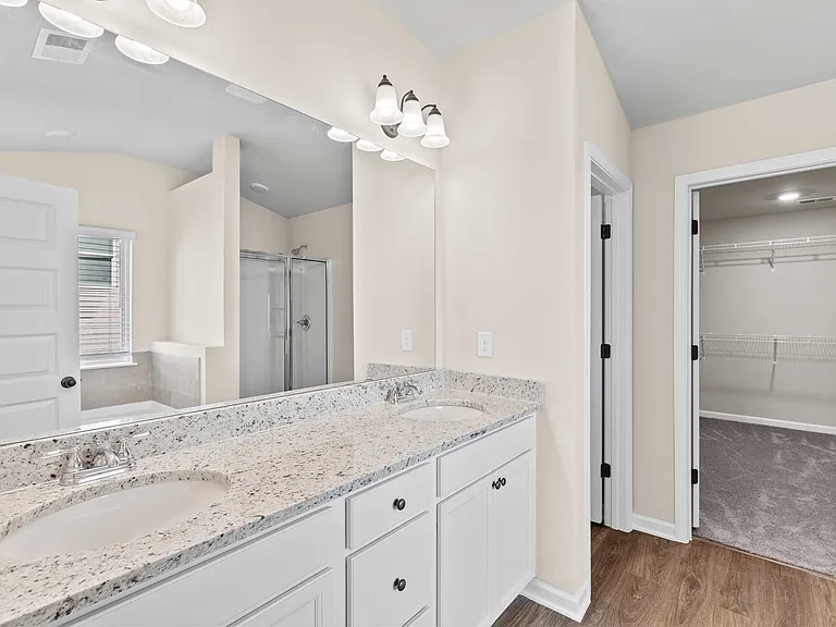 755 Lakehaven Ln — Photo 24