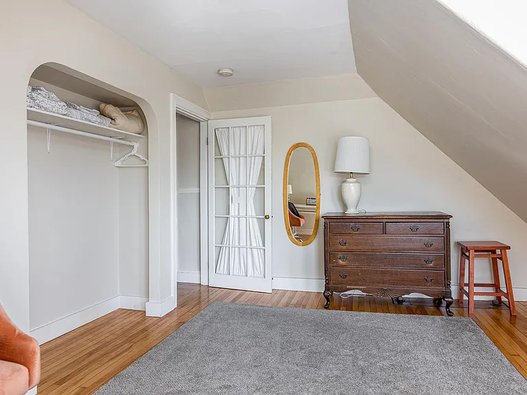 80 Roberts St #3 — Photo 3