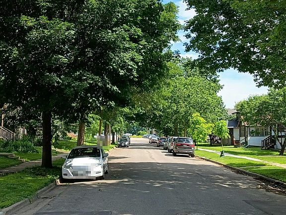 4th image of 1068 23rd Ave SE