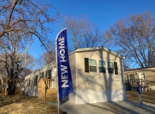 4112 SE Ridgeview Ter, Topeka, KS 66609