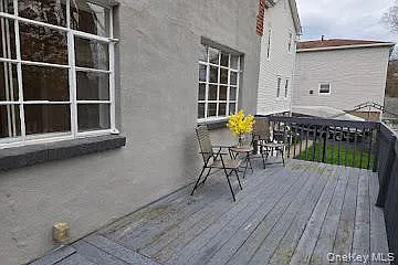85 Front St #2 — Photo 1