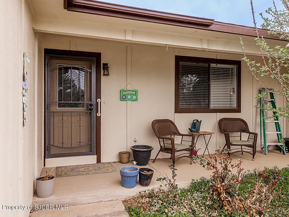 2nd image of 3605 N Buena Vista Ave