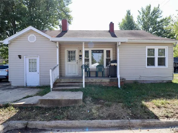 639 W 4th St, Lebanon, MO 65536