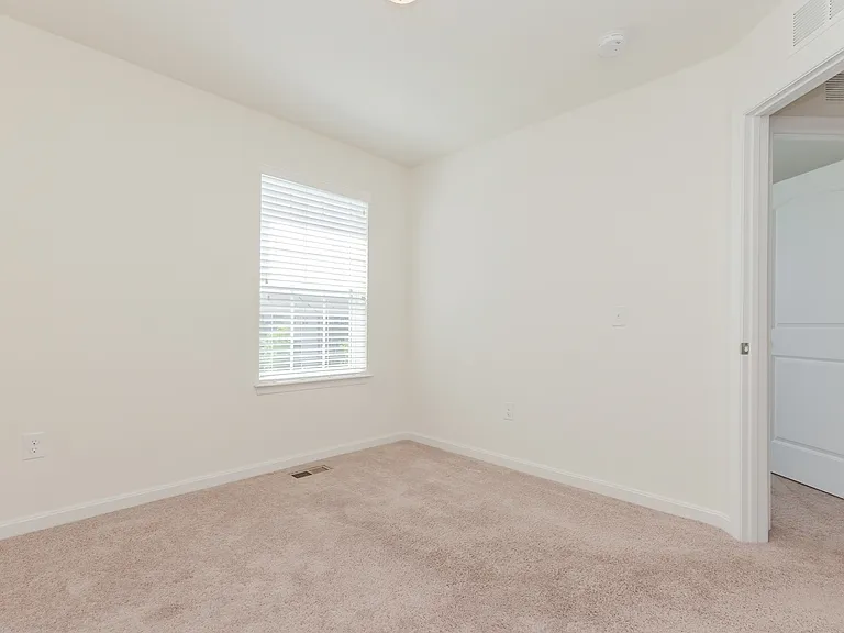 172 Drexel Ct — Photo 26