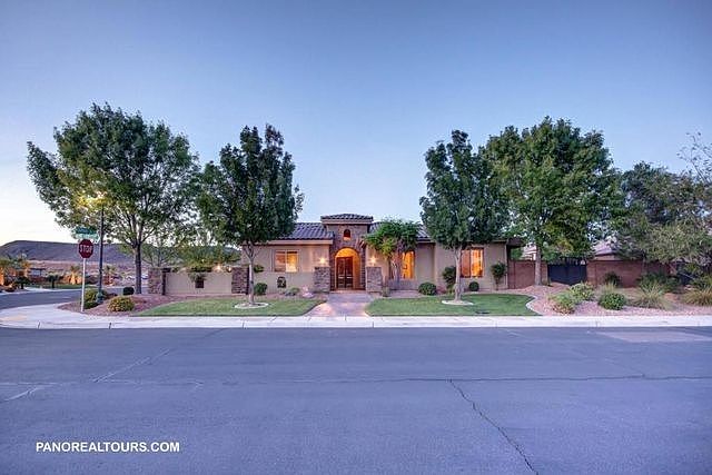 For Sale: 1850 N Fairway Dr, Washington, UT 84780