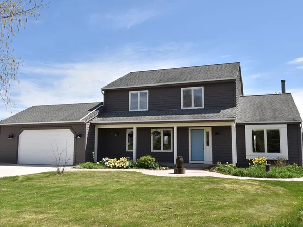 263 Hidden Bluff ROAD, Cedar Grove, WI 53013