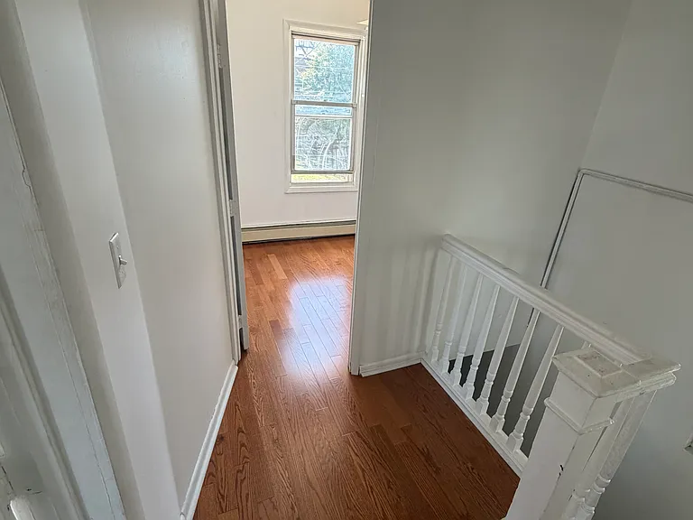 87 Corbin Ave #2 — Photo 5