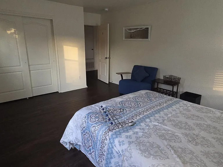 Second Floor - Room #3 with Queen size bed