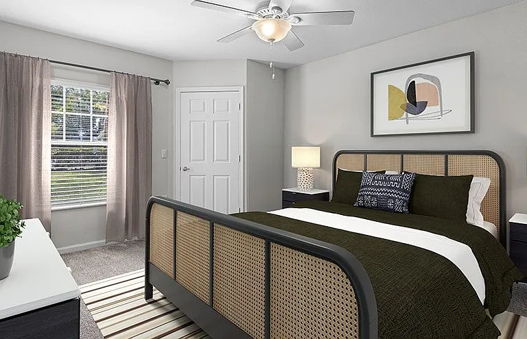 Stonecastle Apartment Homes — Photo 10