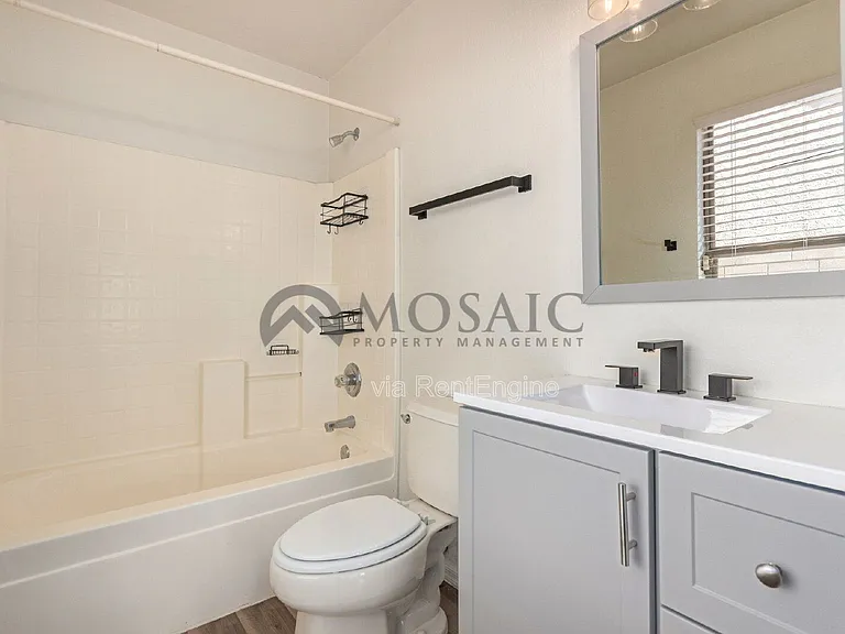 15667 W Port Au Prince Ln — Photo 17