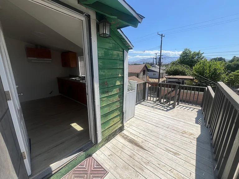 928 N Orange St #1/2 — Photo 10