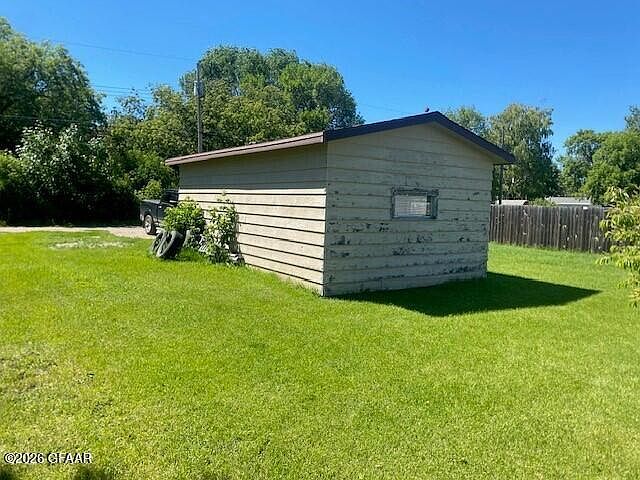 Listing photo 4