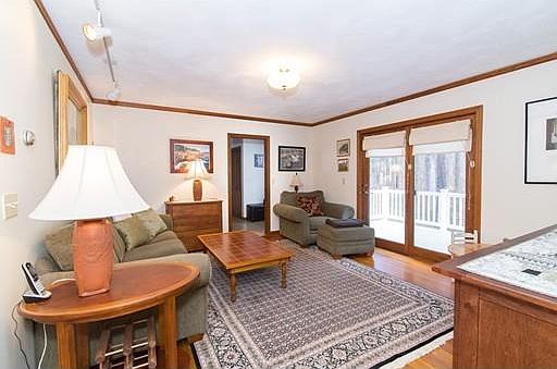 5th image of 40 Britt Ln