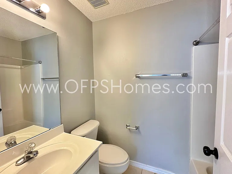 959 Scenic Oak Ln — Photo 16