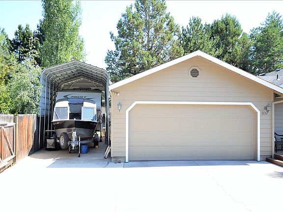 3rd image of 1132 SE Teakwood Dr