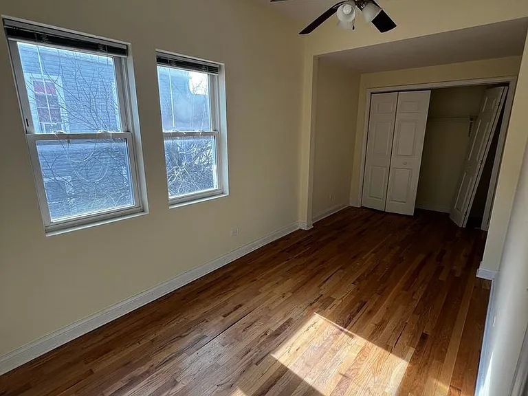 4528 S Hermitage Ave #4 — Photo 4