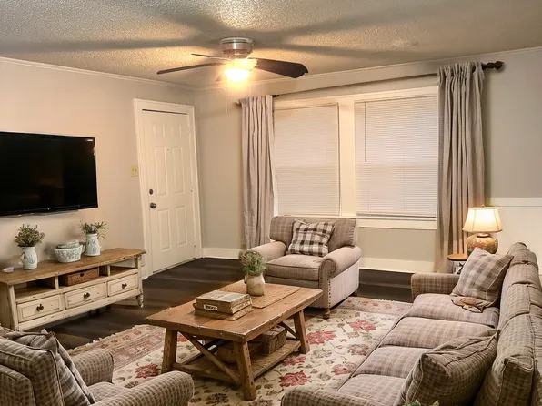 (undisclosed Address), Malvern, AR 72104