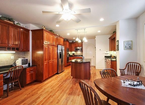 5th image of 6063 N Kirkwood Ave