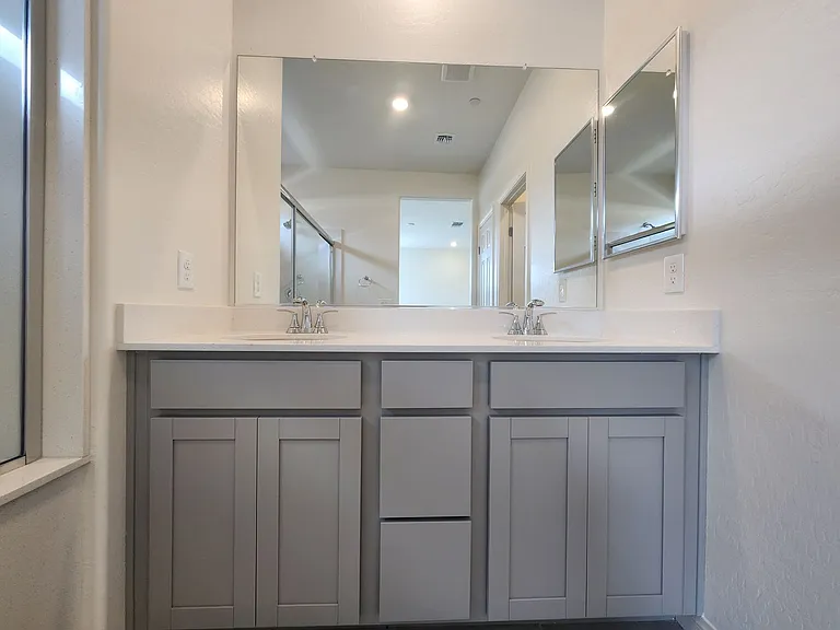 1553 Crowned Eagle St — Photo 32