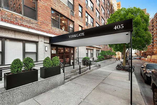 Sold by Douglas Elliman | media 6