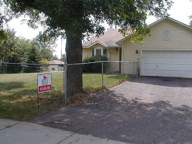 1st image of 2401 Hazelwood St N
