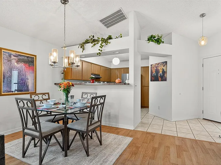 2048 NW 50th Ave — Photo 10