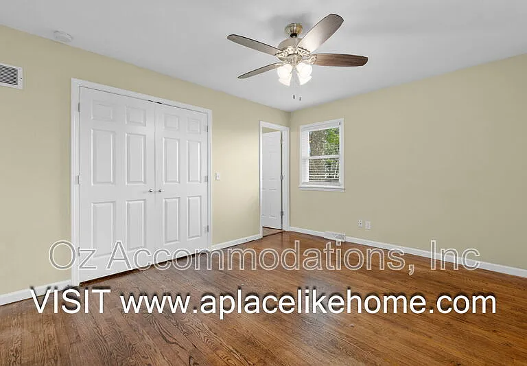9514 Glenwood St — Photo 15