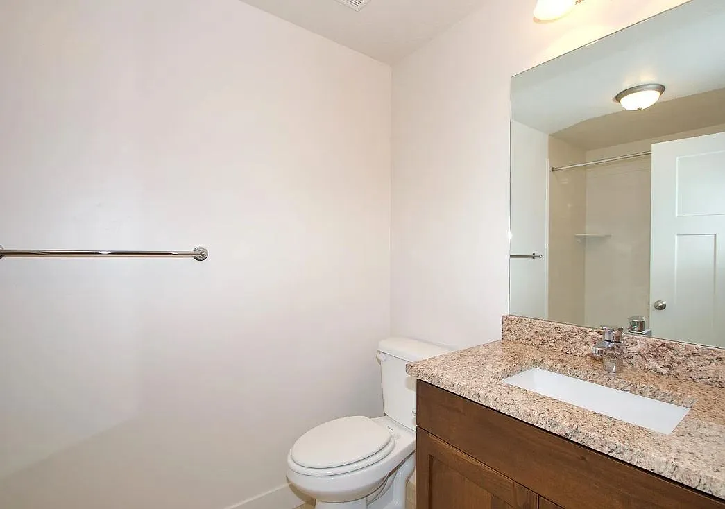 2 bed, 920 sqft, $1,495 — Photo 3