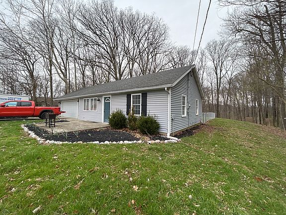 4th image of 17226 E State Road 46 Rd