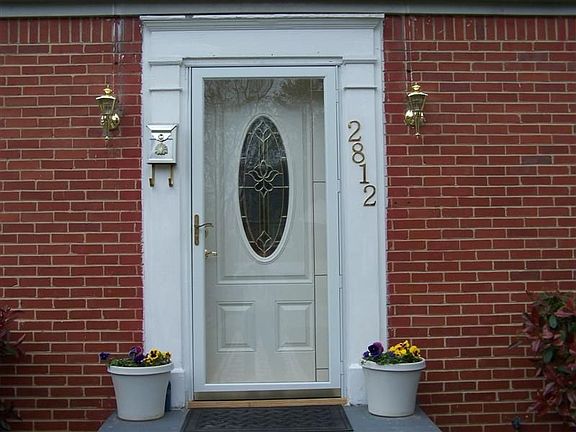 Welcome to 2812 Kennedy St.