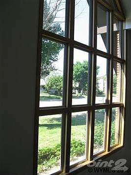 2nd image of 208 Sunset Ave
