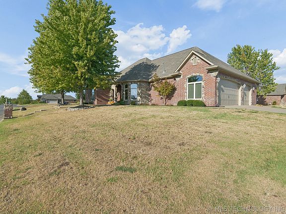 4th image of 4116 Stone Creek Dr