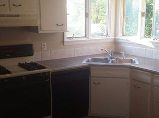 858 Stewart St, Morgantown, WV 26505