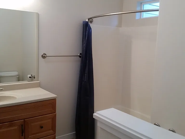 Upstairs full bath