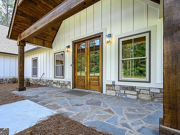 5th image of 153 Riversong Rd