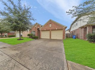 12 Signal Hill Dr, Manvel, TX 77578