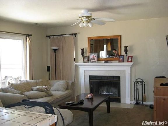 5th image of 15001 Hollyhock Ct