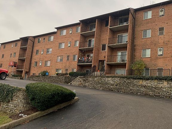 3rd image of 521 Martin Luther King Dr W APT C43
