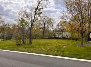 3854 Glendenning Rd, Downers Grove, IL 60515