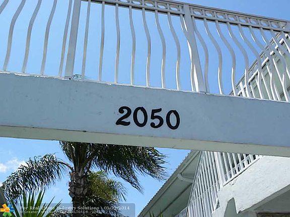 2nd image of 2050 NE 39th St APT 105