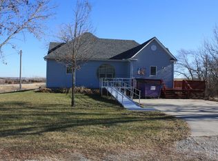1262 130th St, Essex, IA 51638